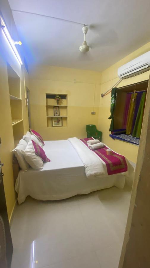 Bob Cafe & Guest House Jaisalmer Bagian luar foto